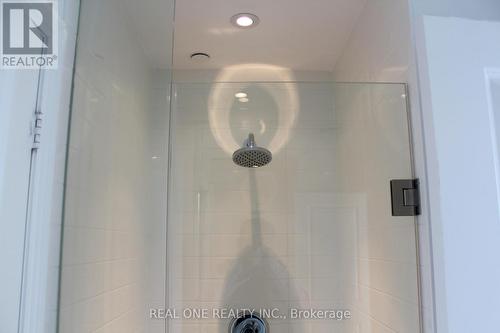 4010 - 386 Yonge Street, Toronto, ON - Indoor Photo Showing Bathroom