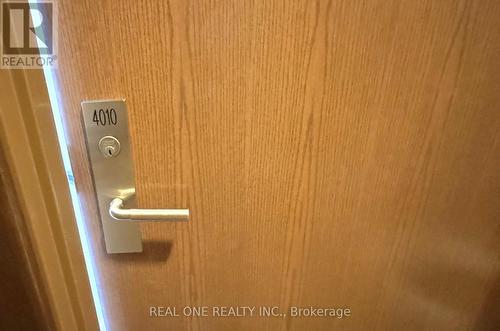 4010 - 386 Yonge Street, Toronto, ON -  Photo Showing Other Room