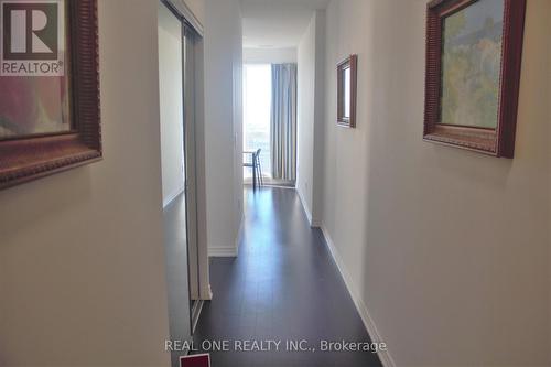 4010 - 386 Yonge Street, Toronto, ON - Indoor Photo Showing Other Room