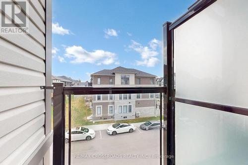 384 Okanagan Path, Oshawa, ON - Outdoor With Balcony