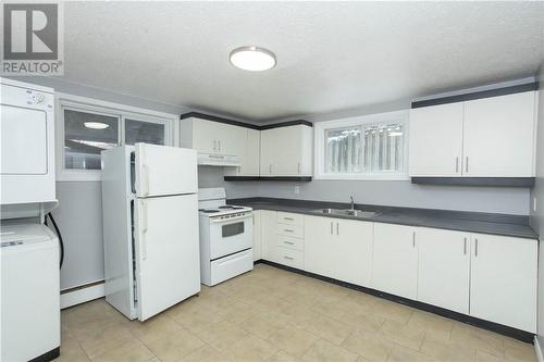 3235 Errington Avenue, Chelmsford, ON 
