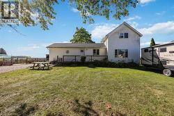 4915 Shiloh LINE  Petrolia, ON N0N 1R0