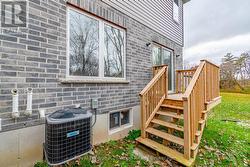 New AC and small deck for your BBQ - 