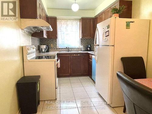 UNIT 2 - 1235 BLACKBURN DRIVE , Oakville, Ontario L6M 2W5 5