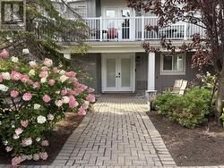 717 - 11 DAWSON DRIVE  Collingwood, ON L9Y 5B4