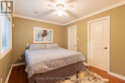 Master Bedroom WI closet & large ensuite bath - 