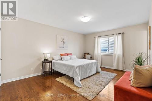 8710 Milomir Street, Niagara Falls, ON - Indoor Photo Showing Bedroom