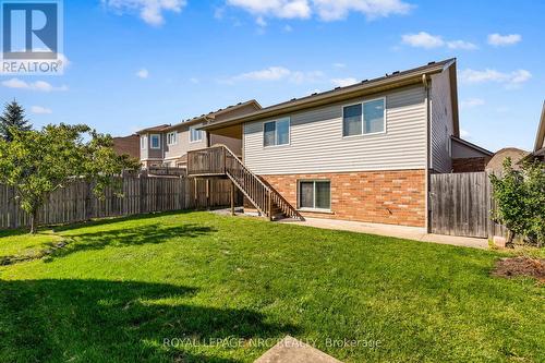 8710 Milomir Street, Niagara Falls, ON - Outdoor