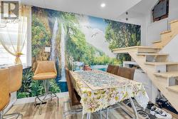 upper level dining area - 