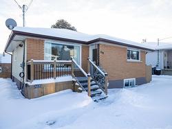 587 FAIRCREST Street  Thunder Bay, ON P7B 2C1