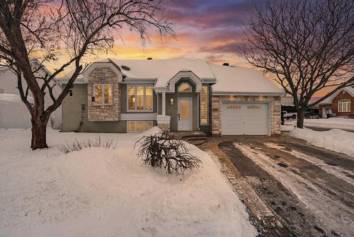 360 Rue du Centaure  L'Épiphanie, QC J5X 3K9