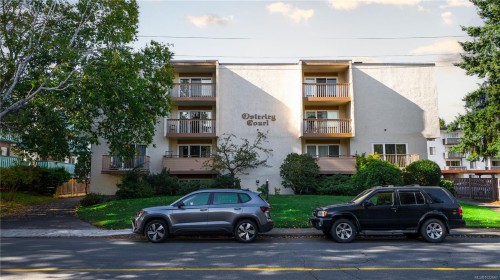 1520 Richmond Ave  Victoria, BC V8R 4P6