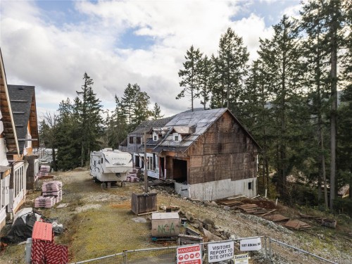107 Atkins Rd, Salt Spring, BC 
