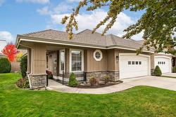 12-680 Valley Road  Kelowna, BC V1V 2J3