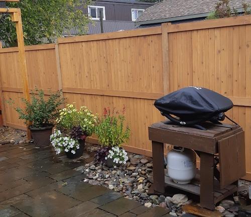 D-338 9Th Avenue, Creston, BC - Outdoor