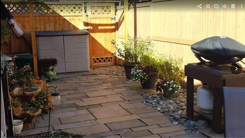 D-338 9Th Avenue, Creston, BC - Outdoor With Exterior