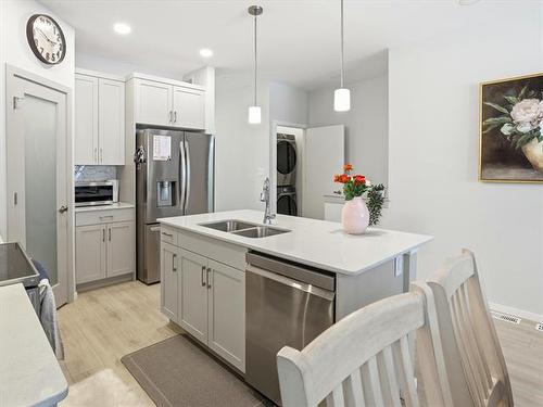 32 Grouse Cr, Winnipeg, MB 