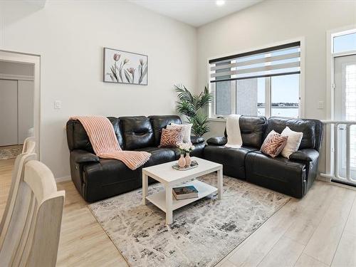 32 Grouse Cr, Winnipeg, MB 