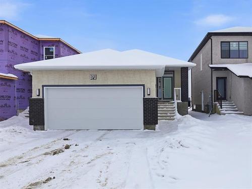 32 Grouse Cr, Winnipeg, MB 