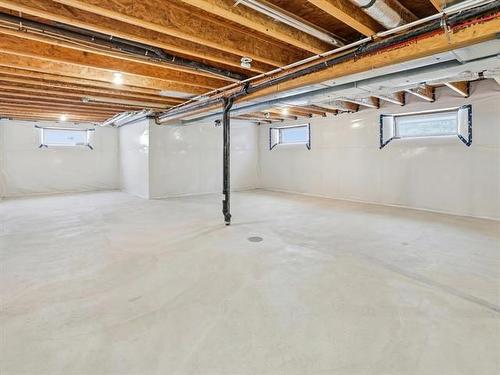 32 Grouse Cr, Winnipeg, MB 