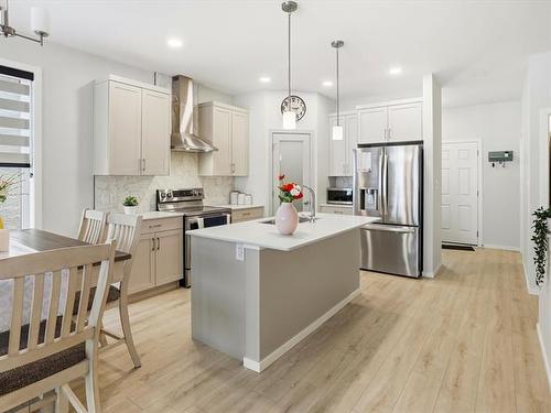 32 Grouse Cr, Winnipeg, MB 