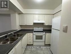 701 - 18 HILLCREST AVENUE  Toronto, ON M2N 6T5