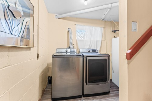 Salle de lavage - 1125 Tsse Jacques-Léonard, Montréal (Rivière-Des-Prairies/Pointe-Aux-Trembles), QC 