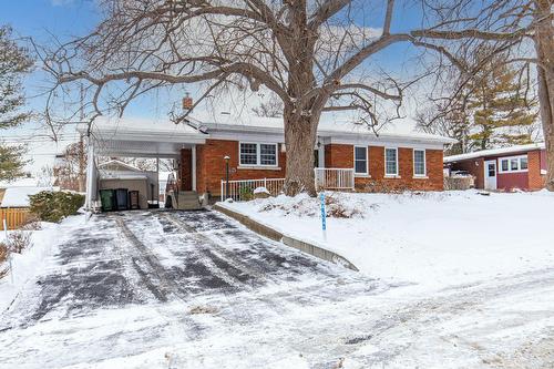 5107 Rue Aquila  Montréal (Pierrefonds-Roxboro), QC H8Z 2R7