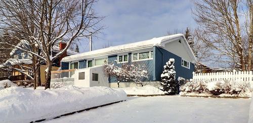 281 Rue du Valais  Québec (Charlesbourg), QC G2M 0J5