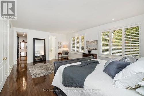 562 Gladwyne Court, Mississauga, ON - Indoor Photo Showing Bedroom