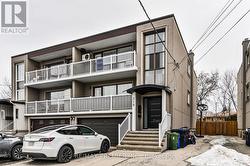 3 - 319 WILMINGTON AVENUE  Toronto, ON M3H 5K9