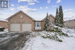 62 FOXHUNT TRAIL  Clarington, ON L1E 1E4