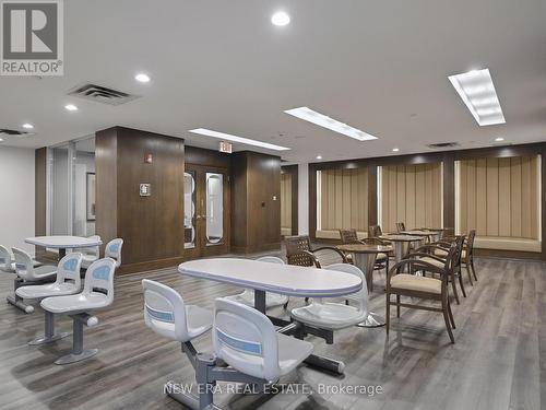923 - 3888 Duke Of York Boulevard, Mississauga, ON - Indoor
