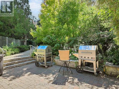 923 - 3888 Duke Of York Boulevard, Mississauga, ON - Outdoor