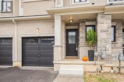 8 MIA DRIVE  Hamilton, ON L9B 0K1