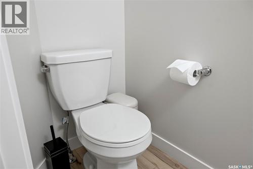 4000 Waterer Street, Regina, SK - Indoor Photo Showing Bathroom