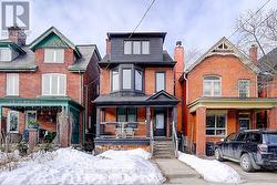 MAIN - 20 CONCORD AVENUE  Toronto, ON M6H 2P1