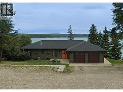 13795 GOLF COURSE ROAD  Charlie Lake, BC V0C 1H0