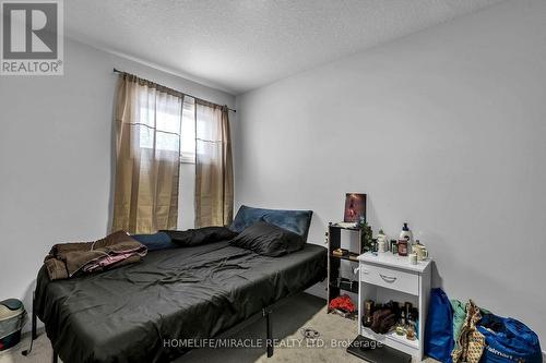 121 Marconi Court, London East, ON - Indoor Photo Showing Bedroom