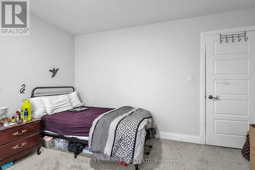 121 Marconi Court, London East, ON - Indoor Photo Showing Bedroom