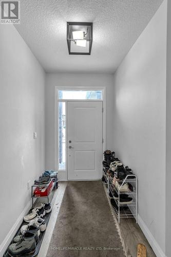 121 Marconi Court, London East, ON - Indoor Photo Showing Other Room