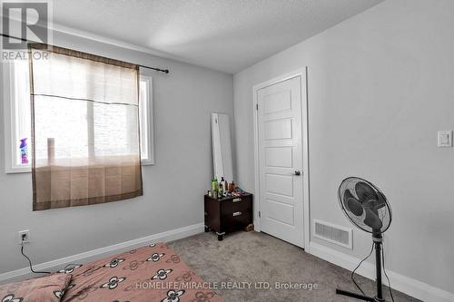 121 Marconi Court, London East, ON - Indoor