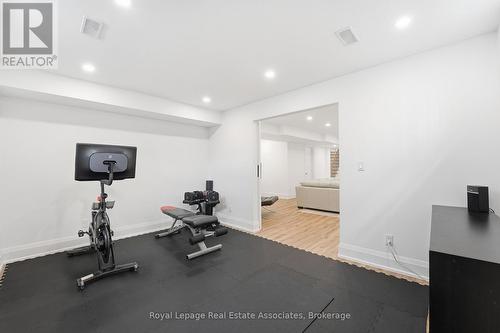 1042 Meredith Avenue, Mississauga, ON - Indoor Photo Showing Gym Room