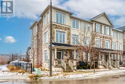 19 - 3026 POSTRIDGE DRIVE  Oakville, ON L6H 7E3