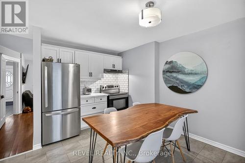 27 Mayflower Avenue, Hamilton, ON - Indoor