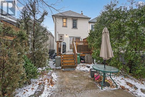 27 Mayflower Avenue, Hamilton, ON - Outdoor