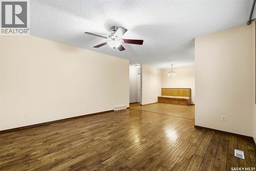 14 Milford Crescent, Regina, SK - Indoor Photo Showing Other Room