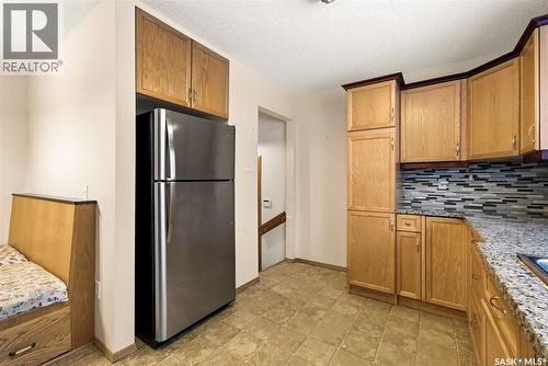 14 Milford Crescent, Regina, SK - Indoor Photo Showing Kitchen