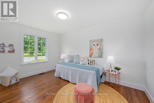 Main Floor Bedroom 2 - 517 Donald B. Munro Drive, Ottawa, ON - Indoor Photo Showing Bedroom