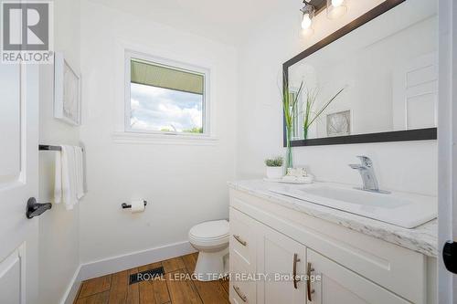 Main Floor Powder Room - 517 Donald B. Munro Drive, Ottawa, ON - Indoor Photo Showing Bathroom
